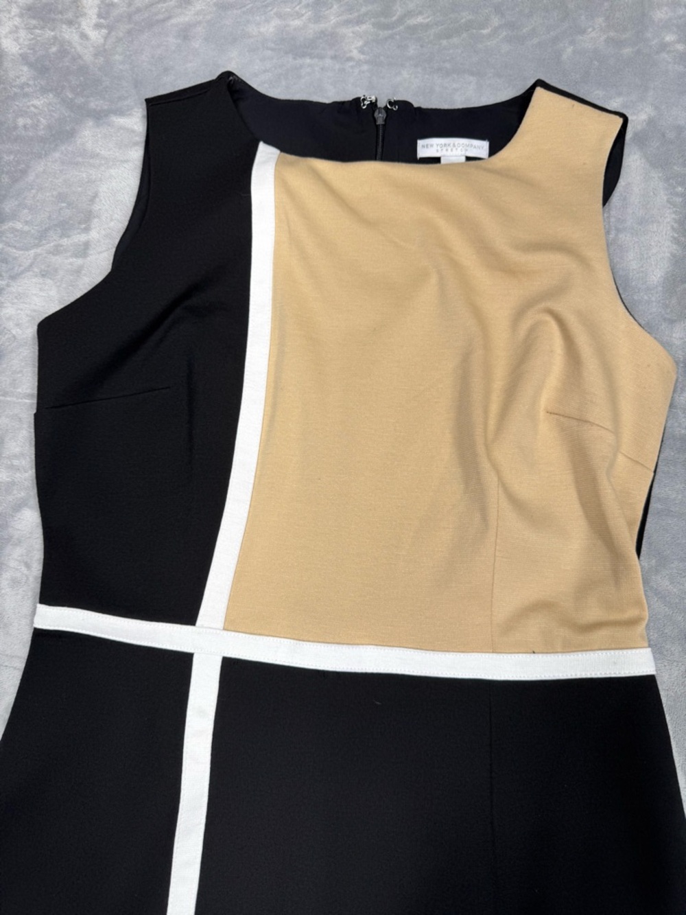 New‎ York & Company Black and Tan Dress - Picture 2 of 9
